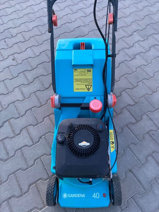 Spalinowa kosiarka do trawy Gardena briggs stratton
