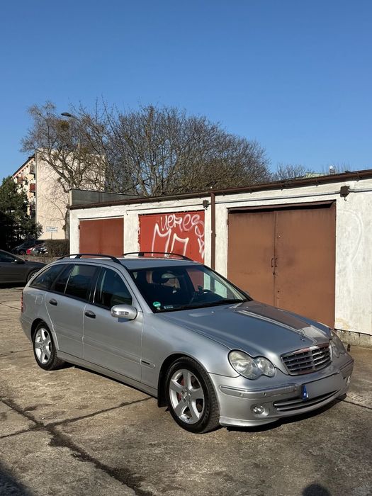 Mercedes-Benz Klasa C Mercedes-Benz C220 ZADBANY! W203