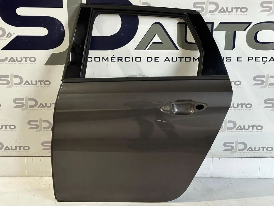 Porta Trás Direita / Esquerda - Peugeot 308 II SW (2015)