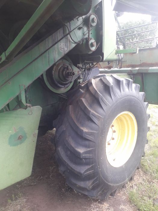 Продам john deere 1075