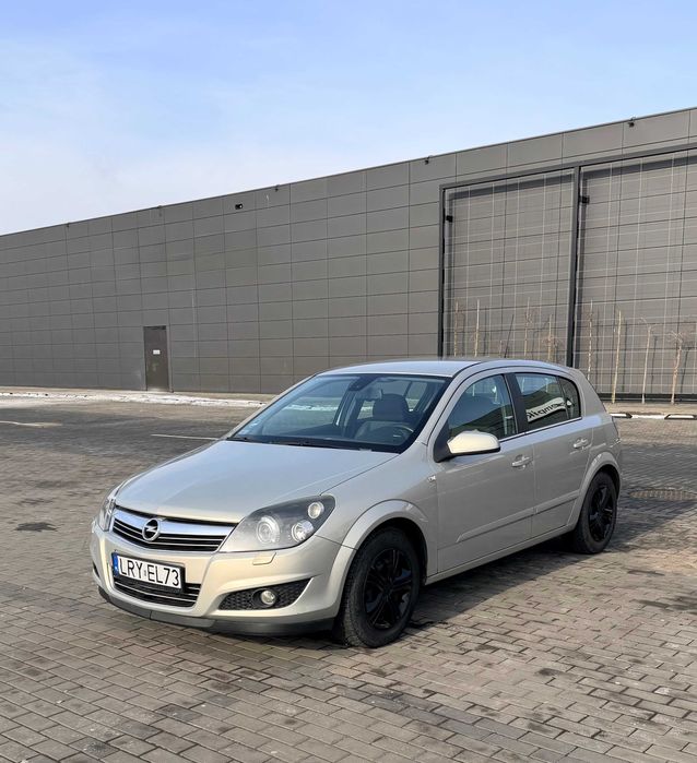 Opel Astra H COSMO 1.6 115 KM (2009) – Benzyna + LPG