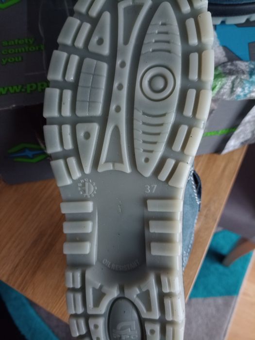 Obuwie robocze damskie