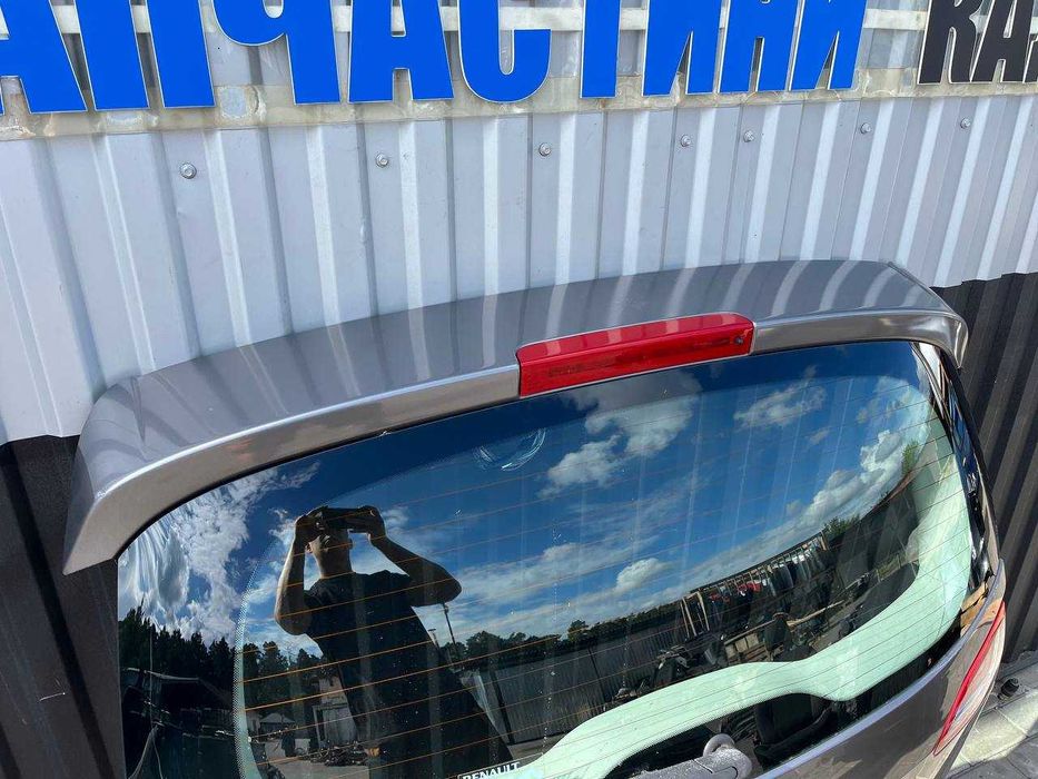 Кришка багажника Renault Scenic 3 Ляда Рено Сценік 3 (2009-2015)