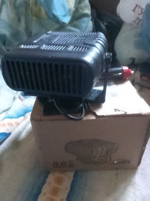 Продам тепловентілятор в машину.