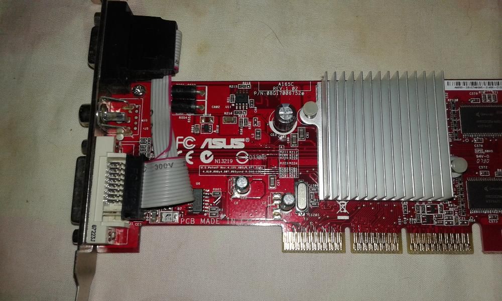grafica asus em bom estado