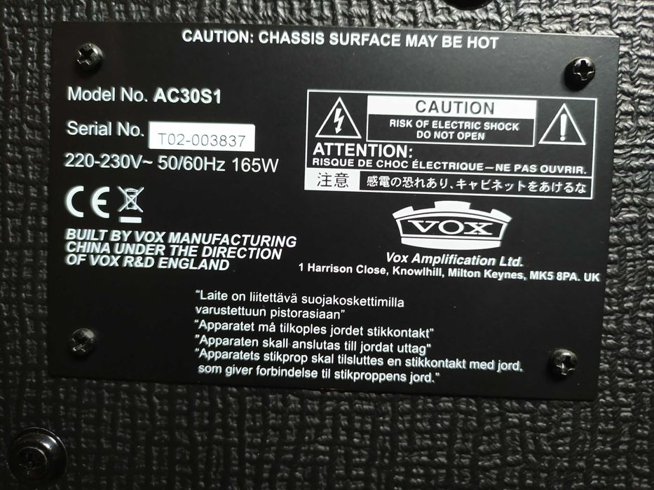 Amplificador a Válvulas Vox AC30