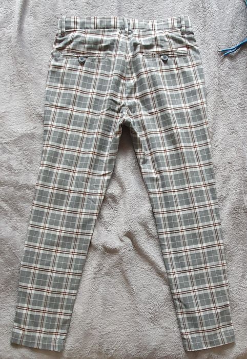Calça quadriculada Zara