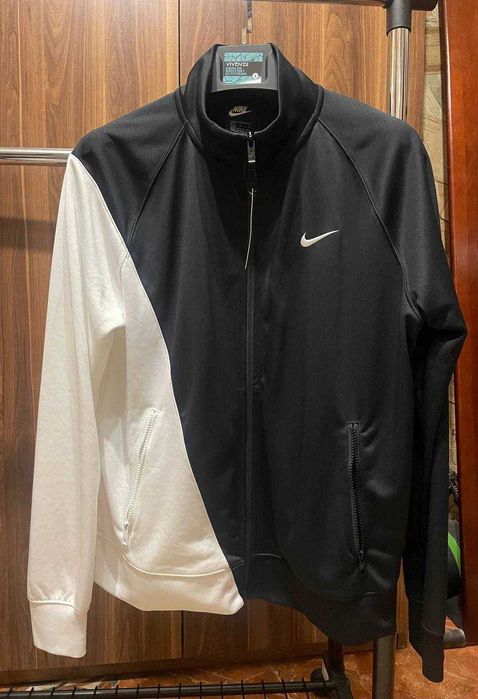 Мастерка  Nike Sportswear Swoosh Woven Jacket.