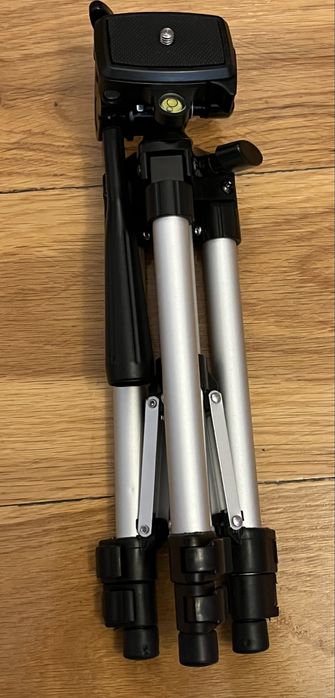 Cross Line Laser ze statywem Parkside