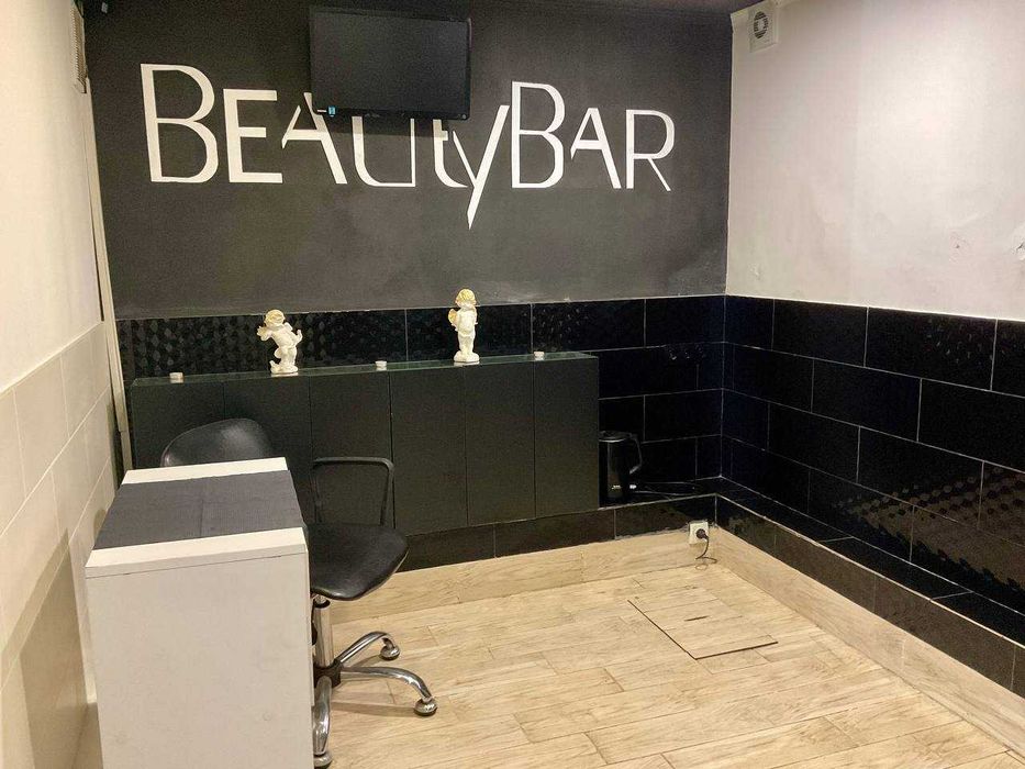 Продається комерційне приміщення. Центр