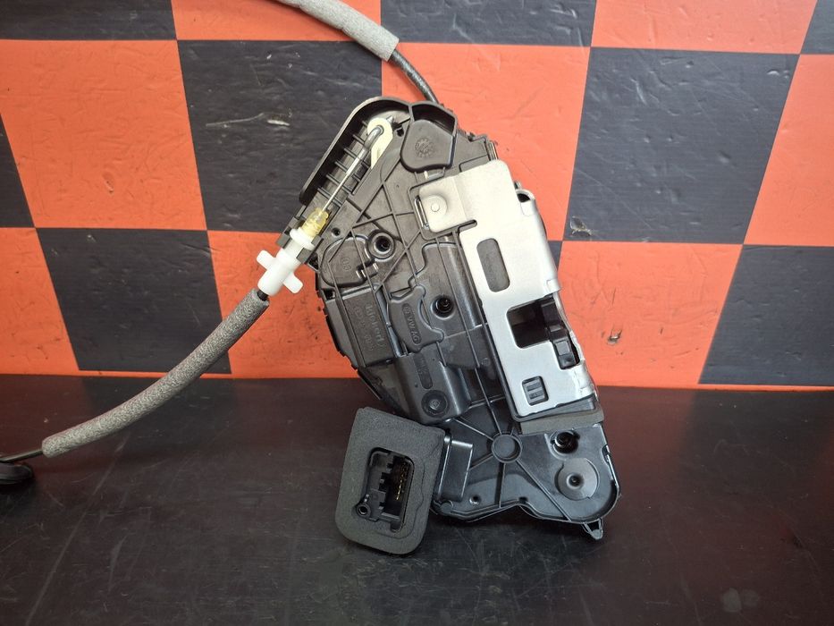 Fechadura / fecho porta frente esquerdo VOLKSWAGEN Caddy V Kombi (SBB,