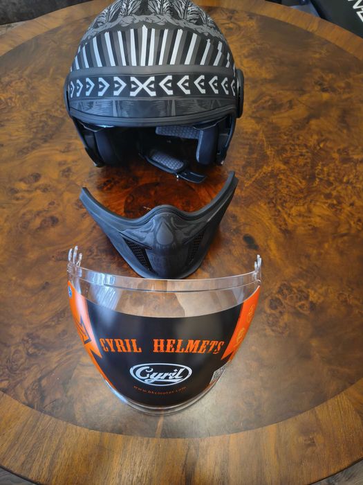 Kask motocyklowy NOWY otwarty + szczękowy Rozmiar M 57-58cm