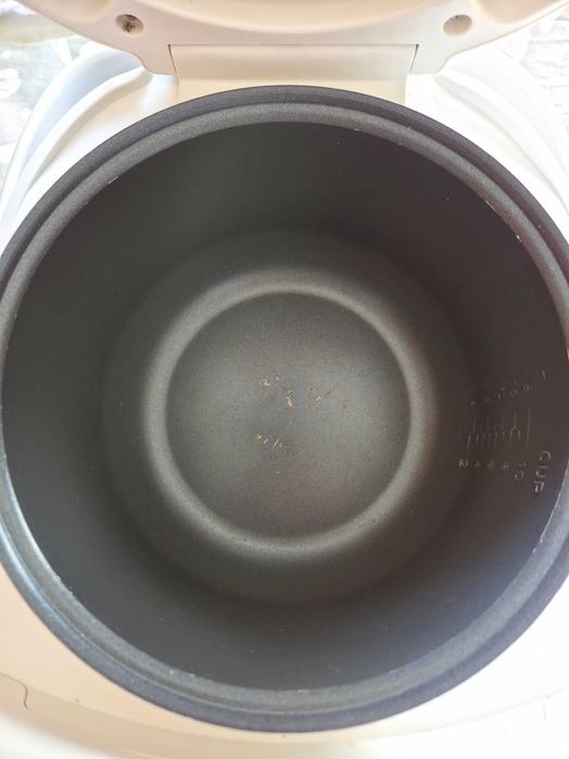 Мультиварка REDMOND RMC-M4500 біла