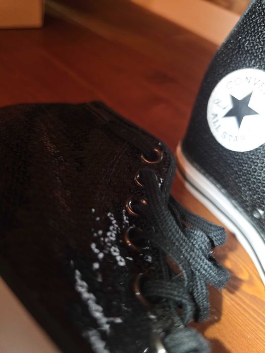 Cekinowe Converse na koturnie 38,5