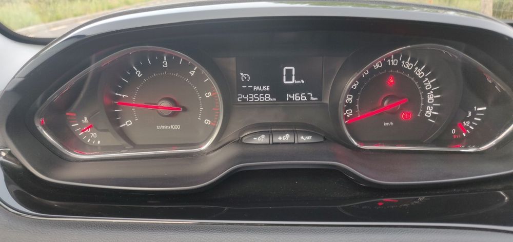 Peugeot 208 1.4HDI