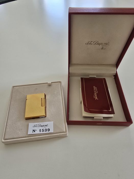 Isqueiro S.T. Dupont