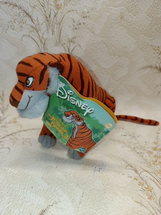 Шерхан тигр Книга джунглей Hasbro Disney мягкая игрушка Шер Хан