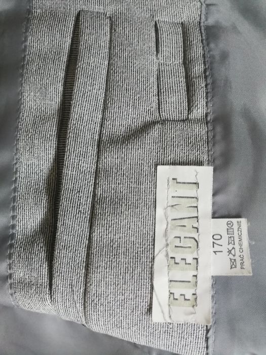 Garnitur męski trzy części z kamizelką jasny popiel 170 cm wzrostu