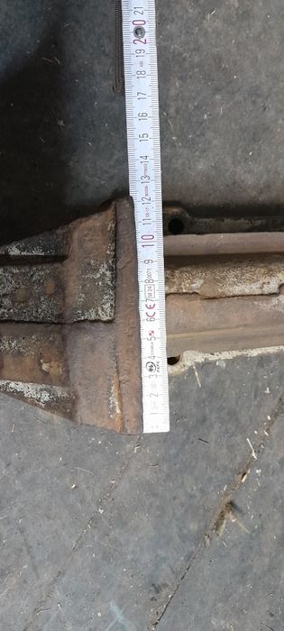 Imadło slusarkie Pjwk 125mm Prl Doł imadła czesci