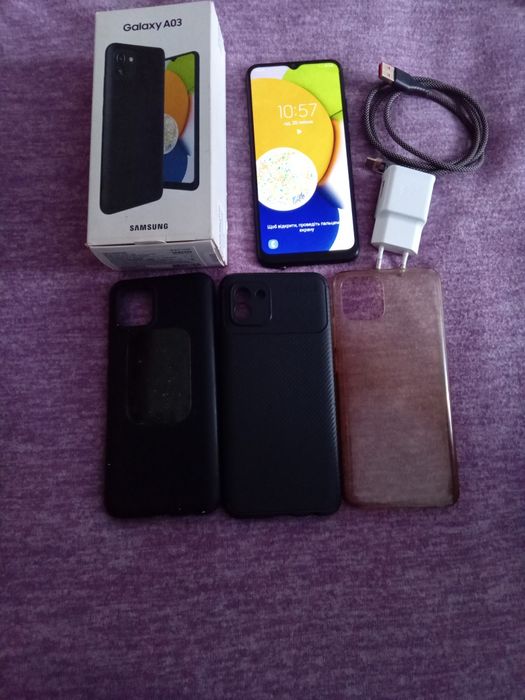 Продам телефон Самсунг  А03,3/32