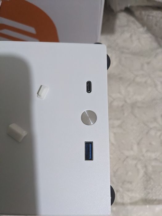 Caixa mini ITX k49 sgpc , branca