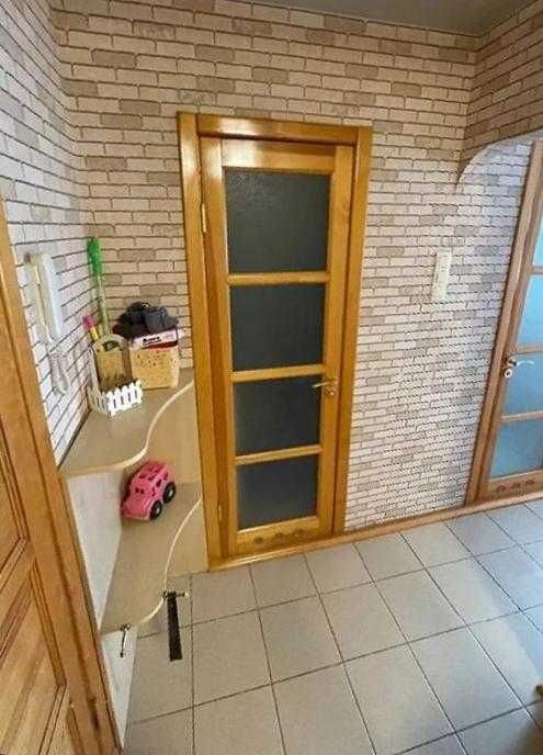 Продається 2 кімнатна квартира проспект Аерокосмічний, скляний міст