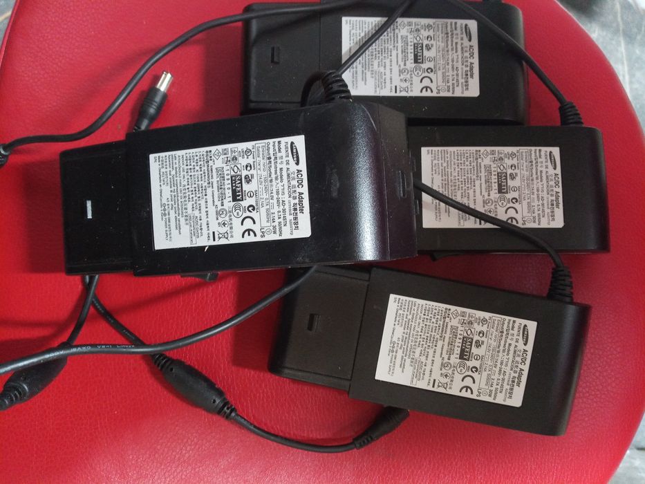 Електрошрот Блок живлення для монитору Samsung оригинал 2.14а 30w 14V