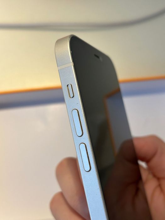 Iphone 12 128GB bom estado geral, vidro traseiro partido+capa incluída