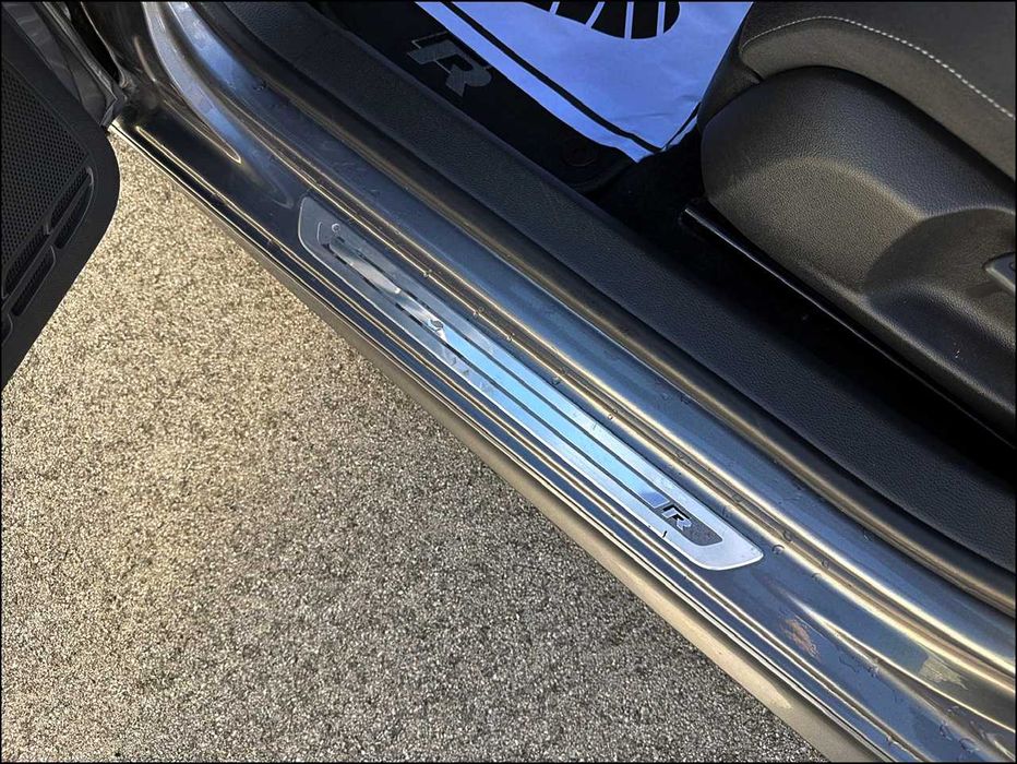 Volkswagen Golf R - Excelente Estado