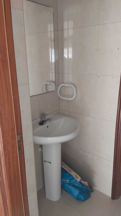 Excelente loja para arrendamento ,Rua Vasco da Gama ,Baguim do Monte