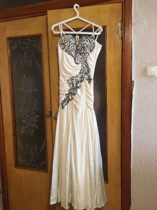 Сукня вечірня/ для випускного