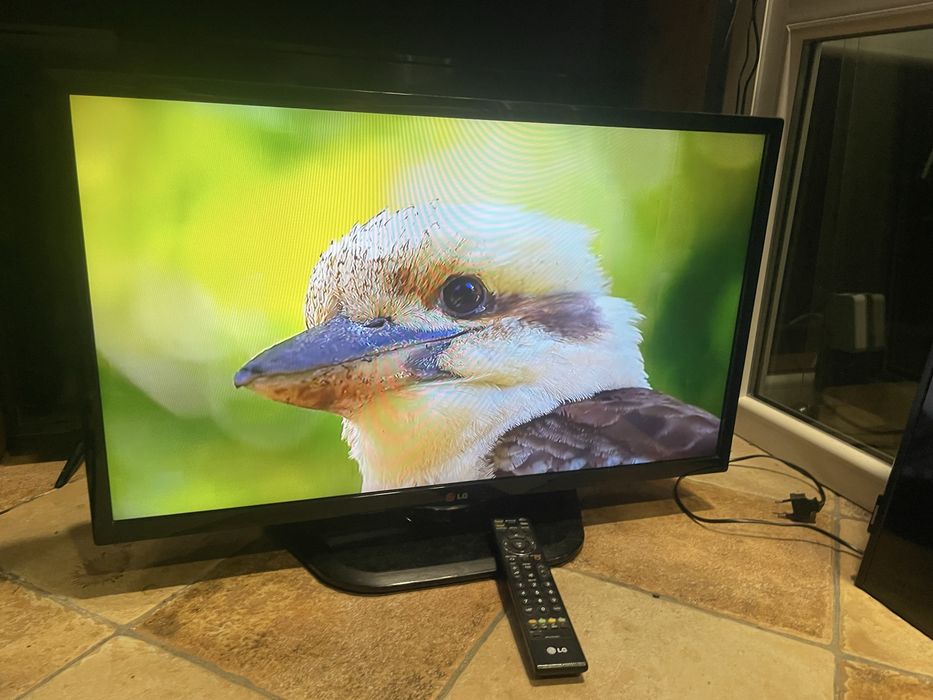Телевізор lg 32 Full HD