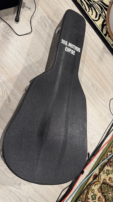 Guitarra Acústica Cort com Hardcase