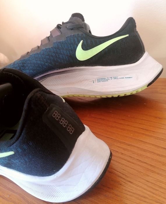 NIKE Air Zoom Pegasus - 39