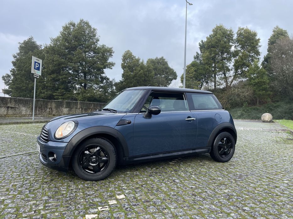 MINI Cooper 1.6458784679112878081