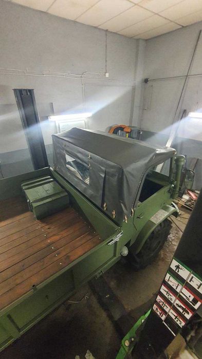 Unimog dach, okienka z tkaniny khaki (model 404)