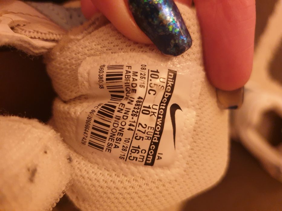 Buty nike chłopięce roz 27,5 , wkładka 18cm