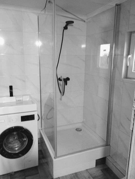 Плиточник, укладка плитки