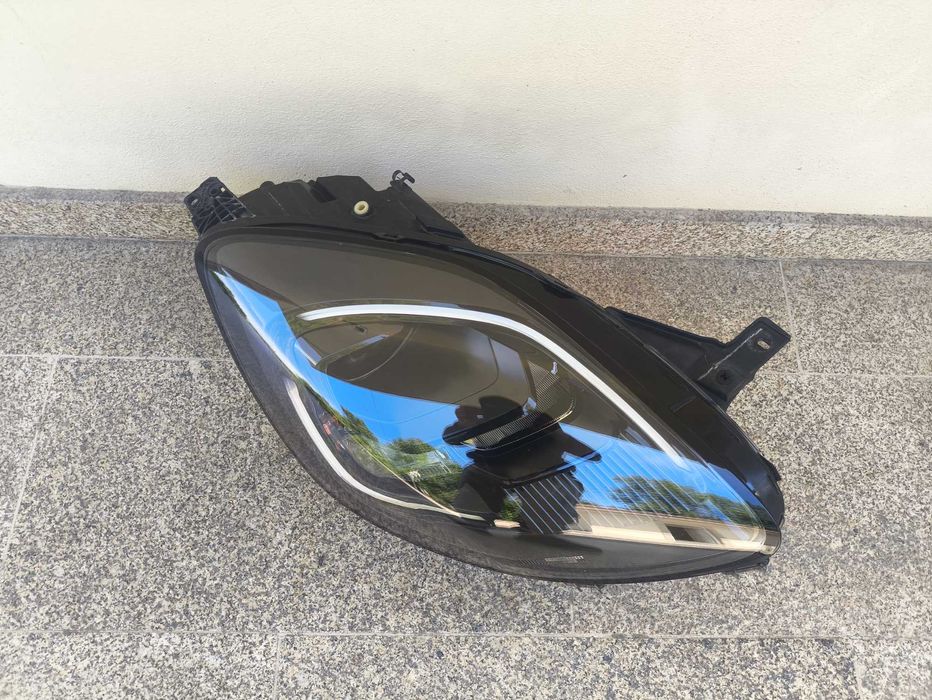 Farol Ótica farol direito Ford Puma full led