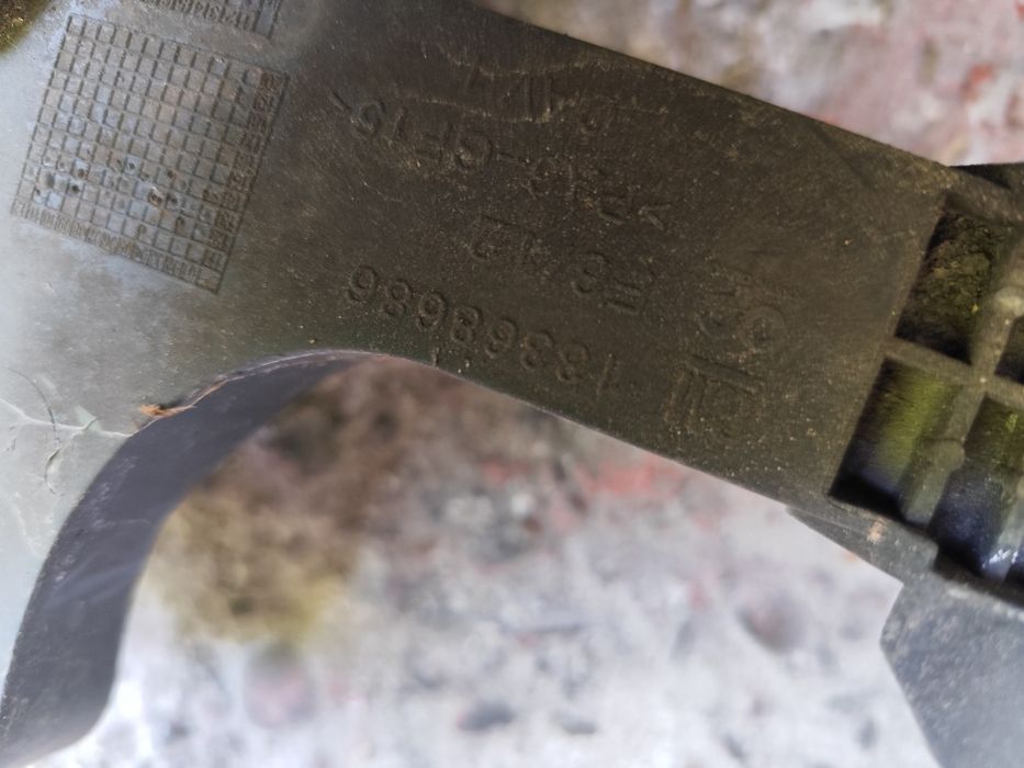 Belka dolna wzmocnienie zderzaka opel astra j lift i przedlift