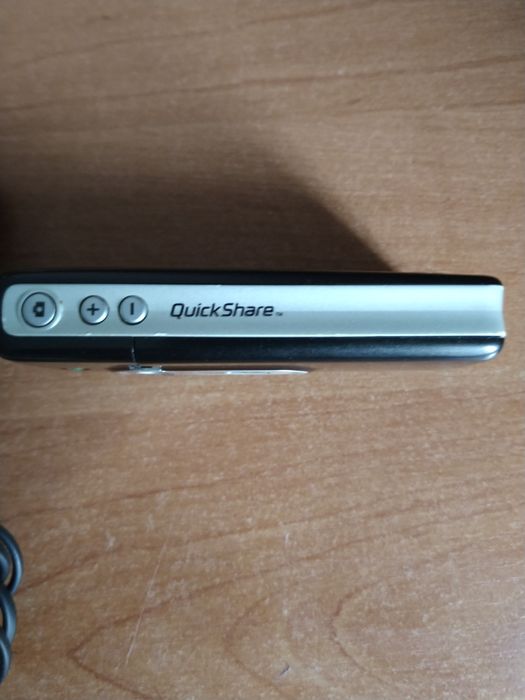 Sony Ericsson T630 Sony Ericsson W810