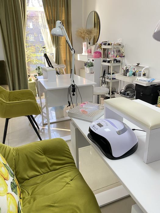 Оренда місць в салоні, є генератор