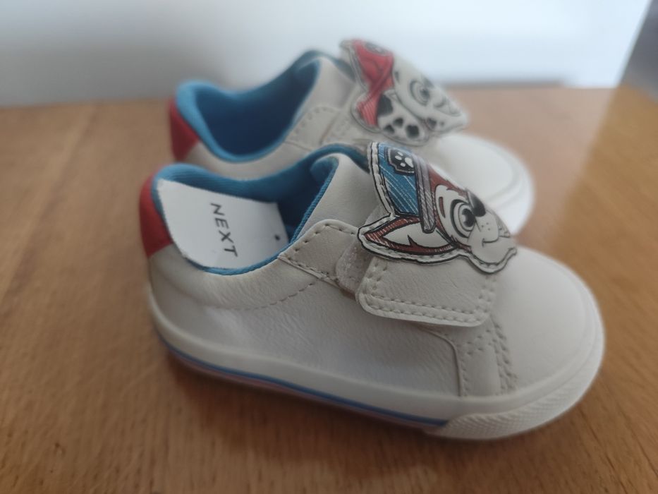 Nowe buty sportowe typu adidaski Psi Patrol od next, r.19
