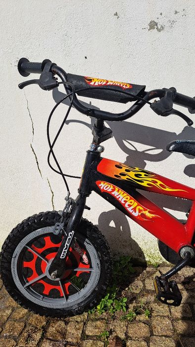 Bicicleta Hot Wheels – Aro 14 | Espessura 2,125