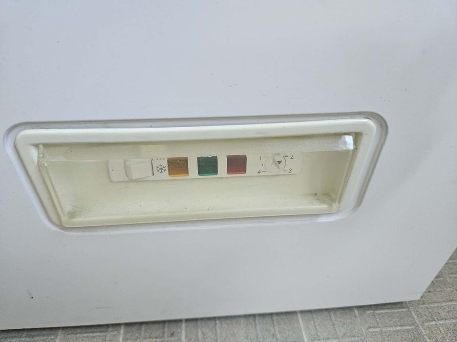 Arca congeladora Ariston
