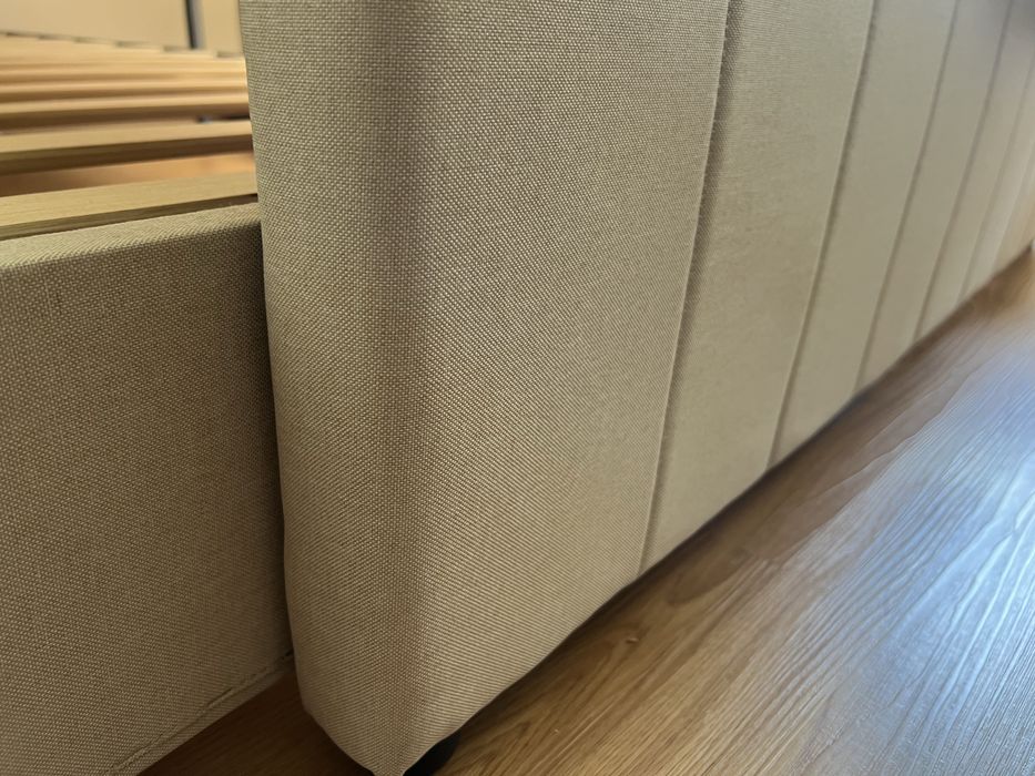 Cama nova com estrabdo e colchao 140x200