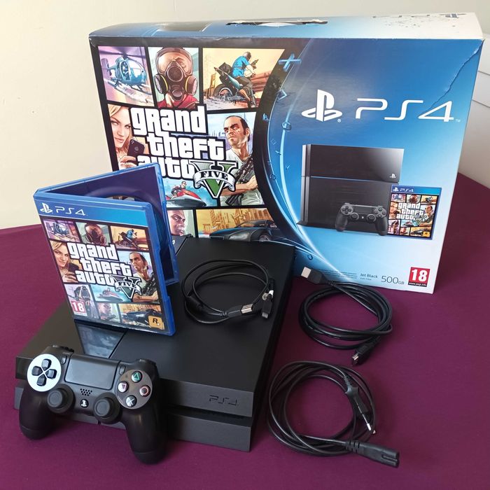Bo ps4 fat dysk 500gb + okablowanie + pad + gta V playstation 4