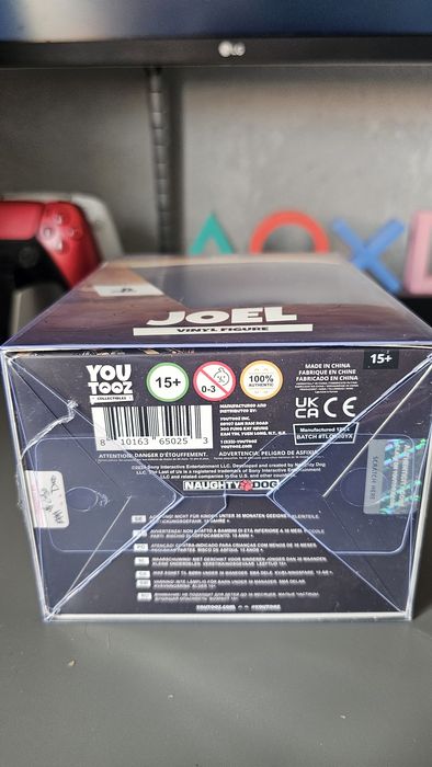 Youtooz Last of Us Joel Vinyl Figure Oficial