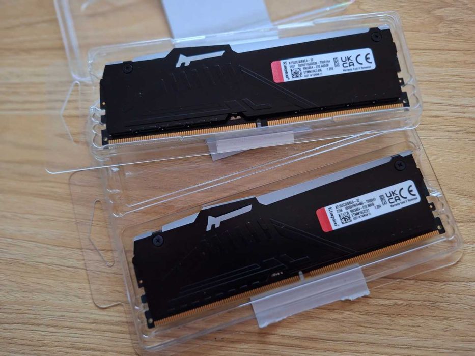 Zestaw 64GB RAM: 2x Kingston FURY Beast RGB DDR5 5200MHz CL36