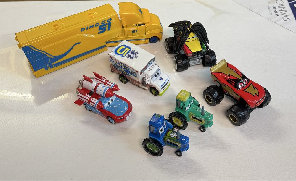 Нові машинки Мультик Тачки 1;2 и Байки метра. Маквин, метр cars